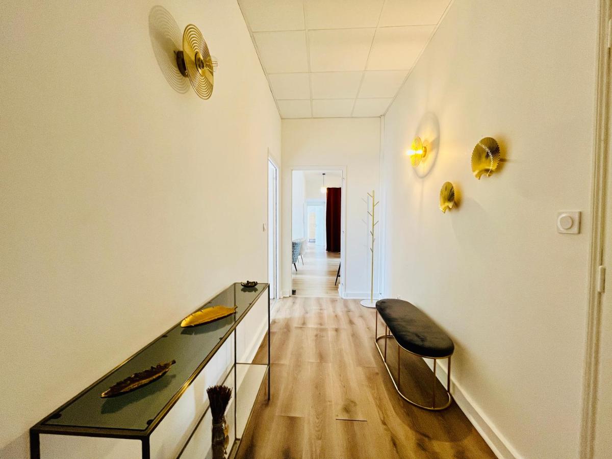 Hypercentre, quai de Loire, lumineux, spacieux, familial, le Jehan de Saveuse - B&B Blois