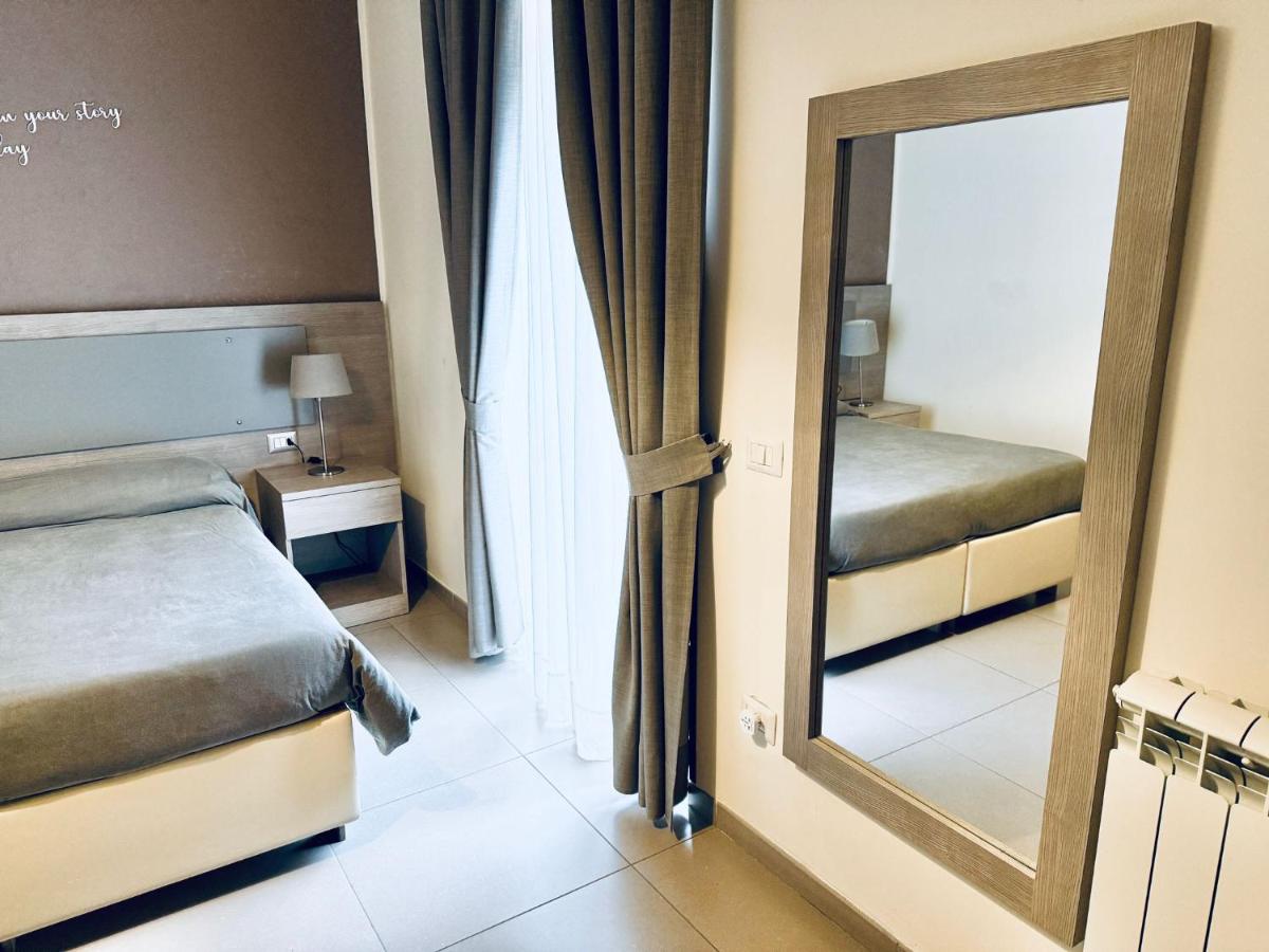 Large Double or Twin Room