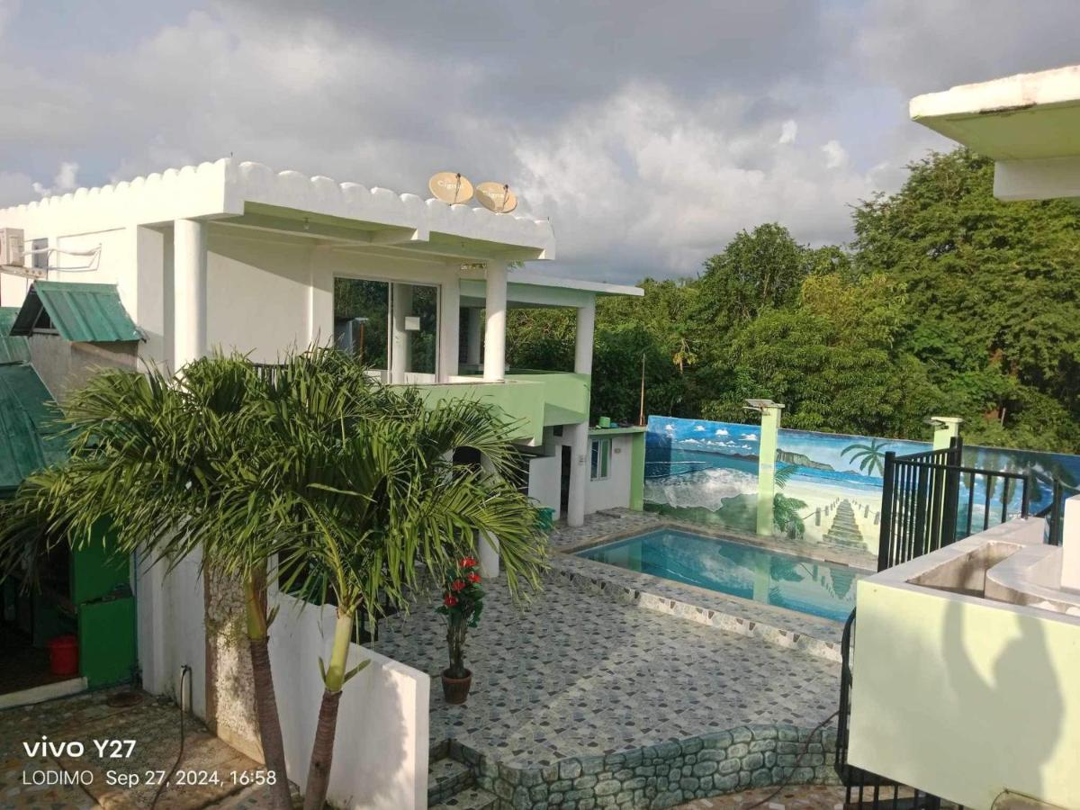Couple room in Holidays Beach Resort - Ferienwohnung