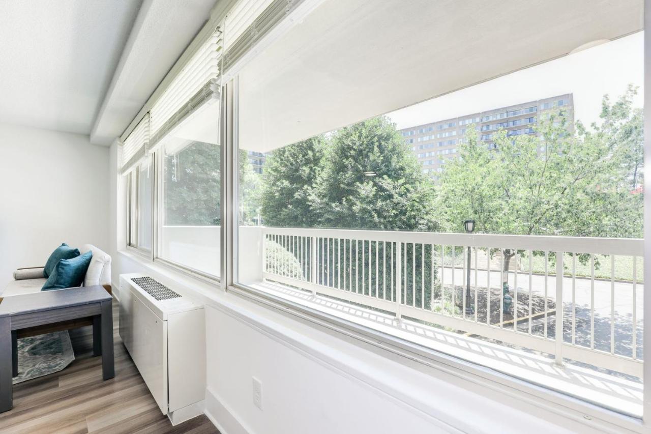 Modern 3 Bedroom Retreat in Arlington - B&B