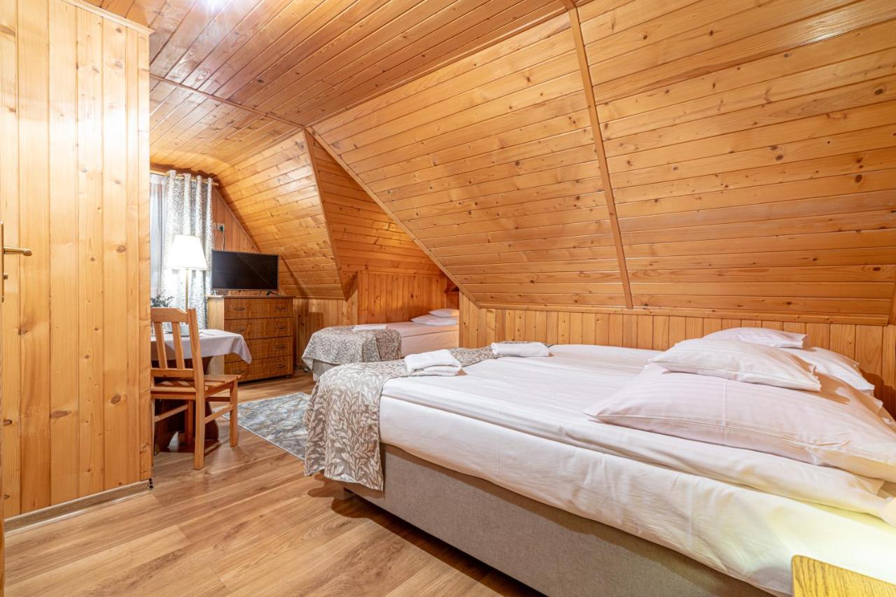 Vierbettzimmer mit Bergblick