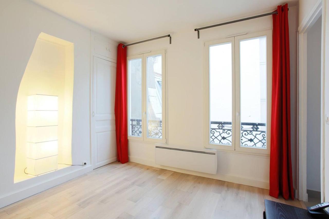 Lovely apartment 10 min walk to Louvre 3 Persons - Chambres d’hôtes Paris