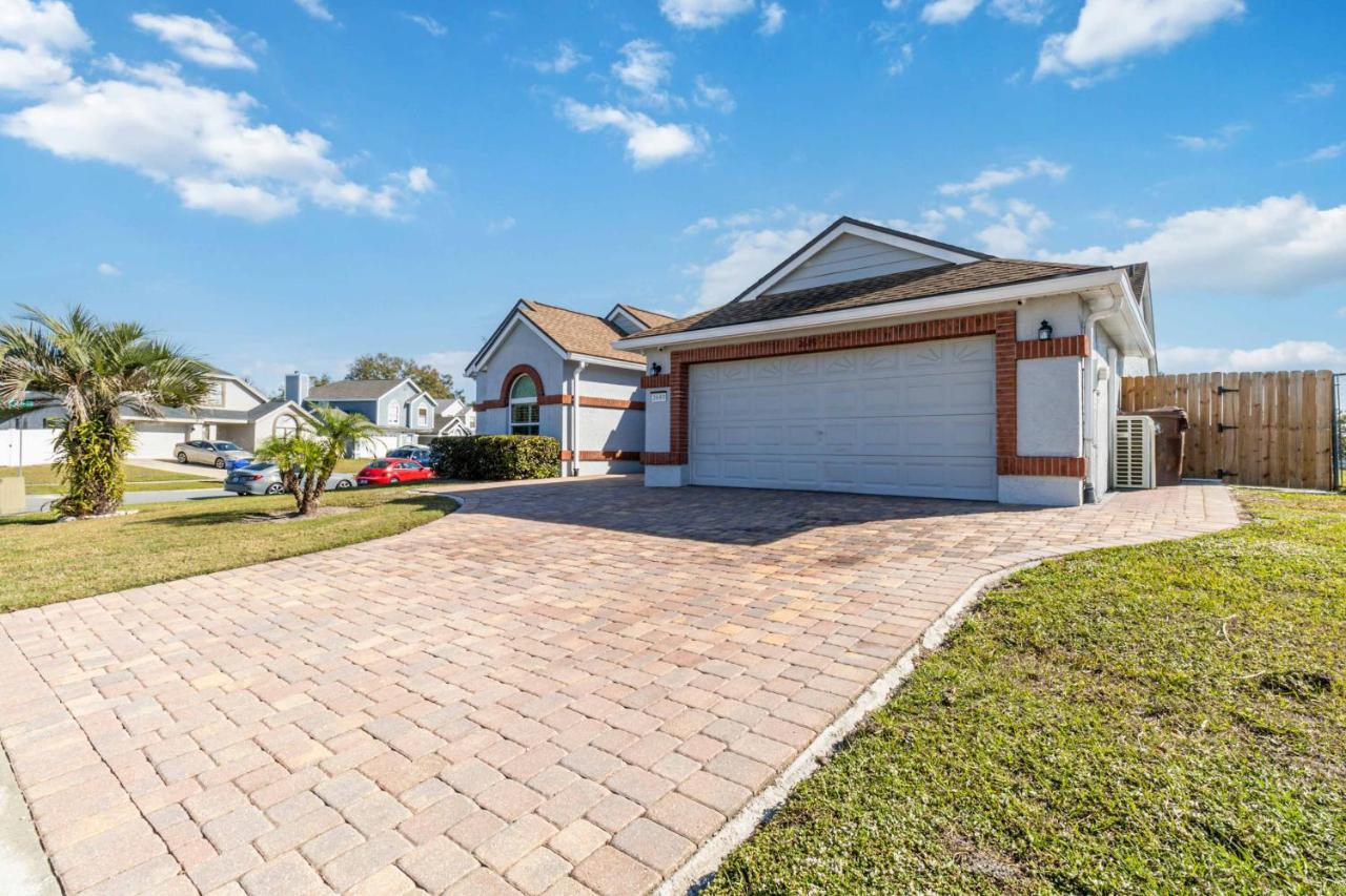 Debany Staycation near Disney - Bed and Breakfast Kissimmee