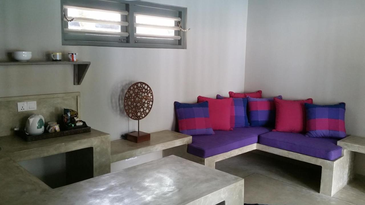 Thalpe Bungalows - Bed and Breakfast