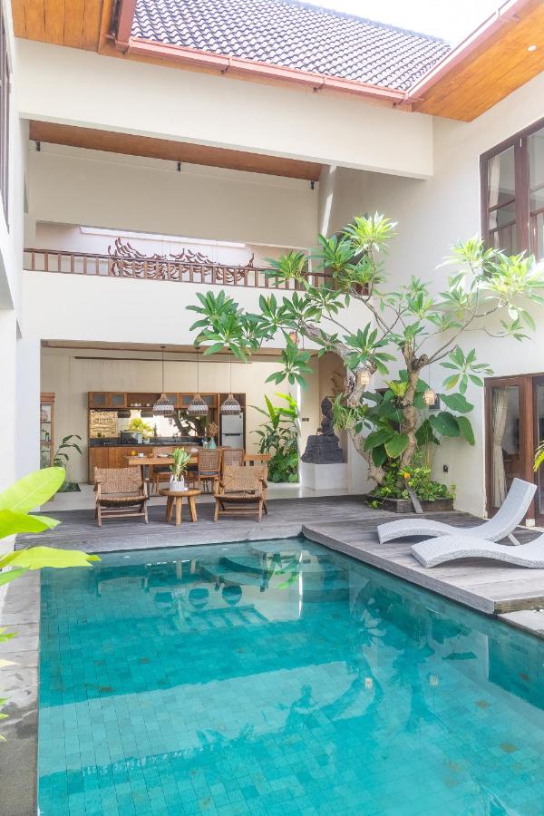 Three-Bedroom Villa with Private Pool - Villa Kamu