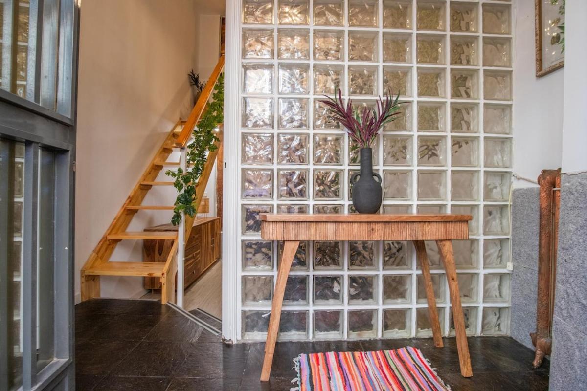 Acogedor loft duplex en Malasaña - B&B Madrid
