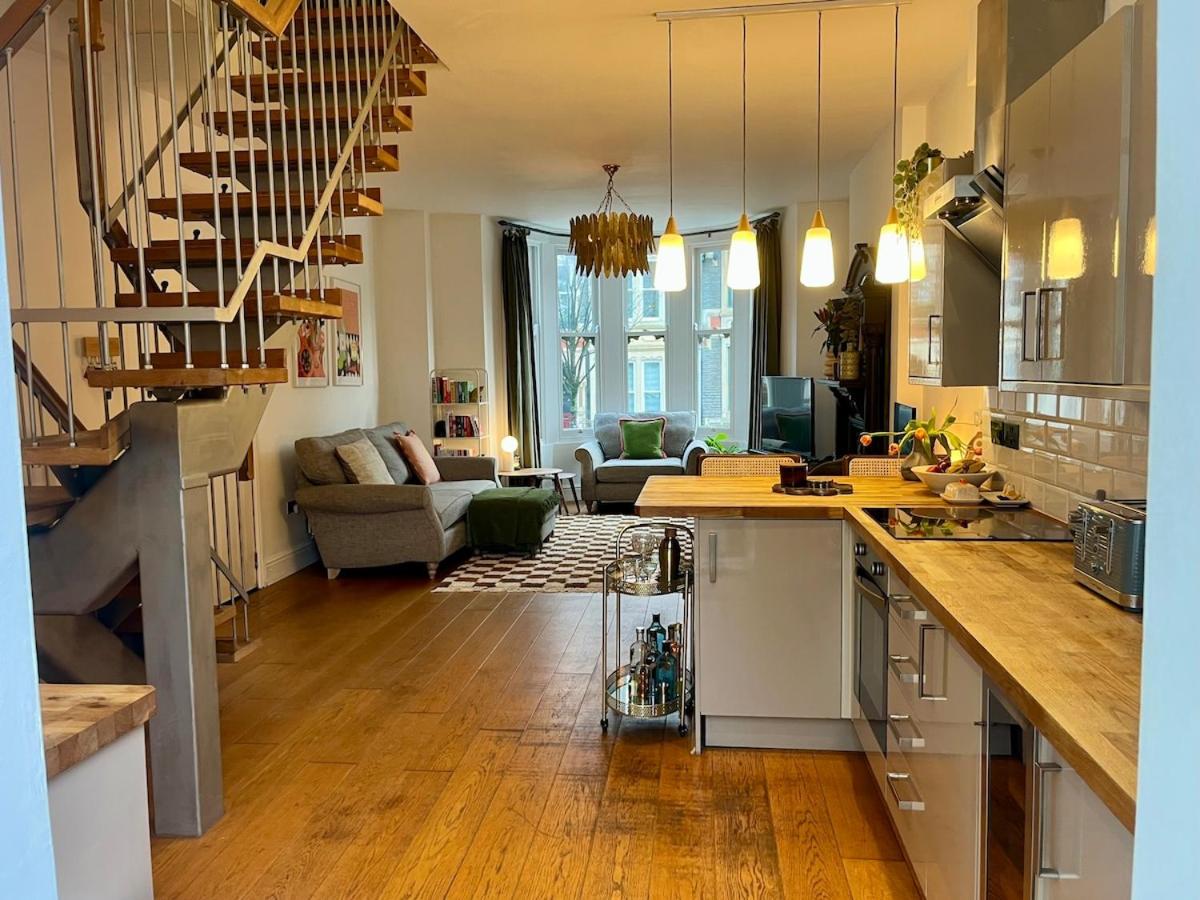 Lake Park House - Stylish Apartment with Parking - B&B Cardiff