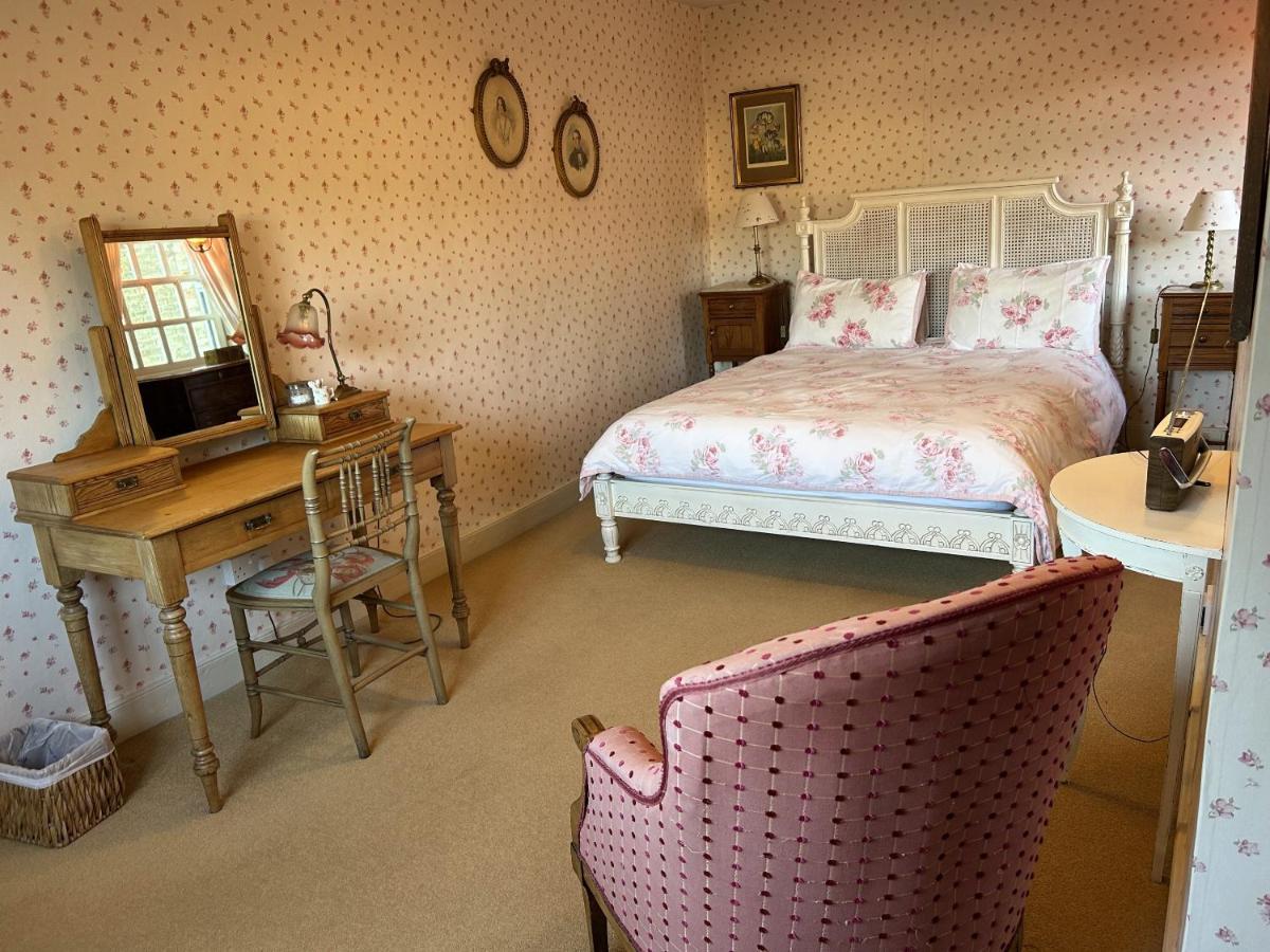 Suite with Garden View