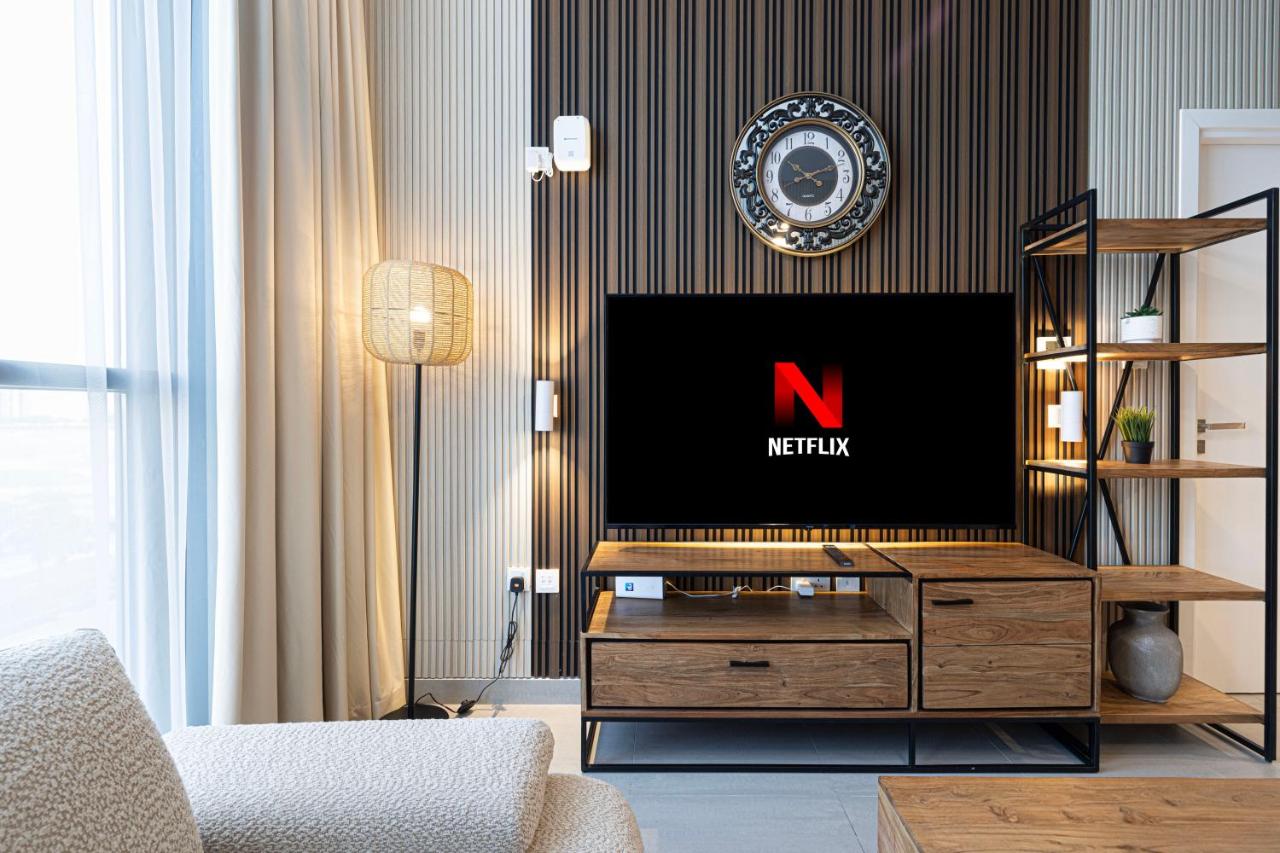 1-Bedroom With Living Room Apartment in Al Mamsha - Golden horn - Chambres d'hôtes Charjah