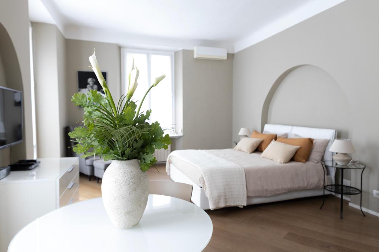 Queen Room with Balcony