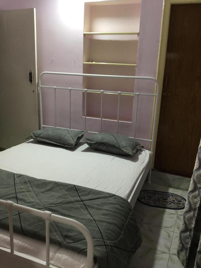 Parimala Residency 2nd Floor Room1 - B&B