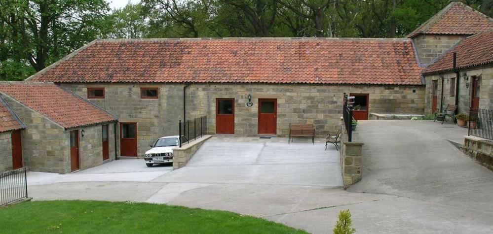 Bed & Breakfast at Newton House Farm - Ferienwohnung Sneaton