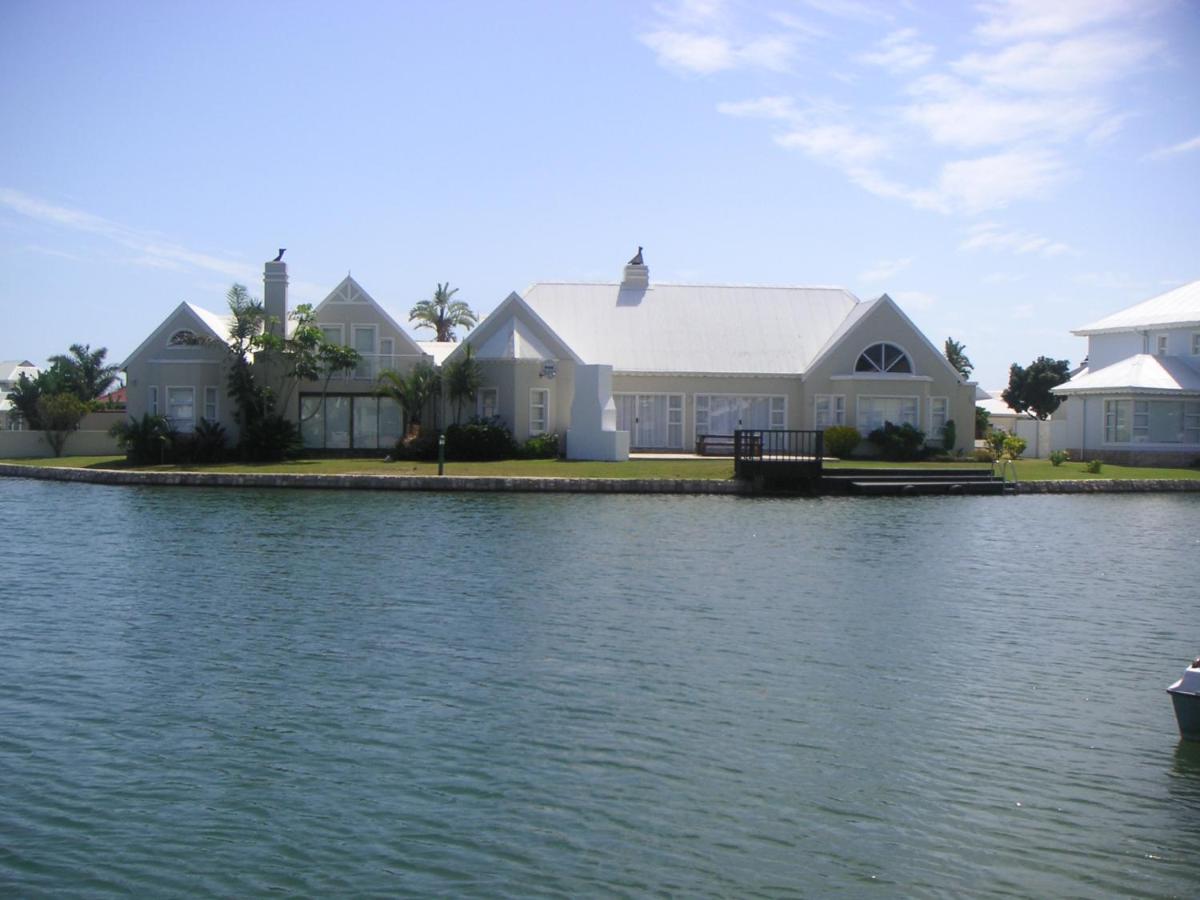 B&B Jeffreys Bay - Waterside Living MM1297 - Bed and Breakfast Jeffreys Bay