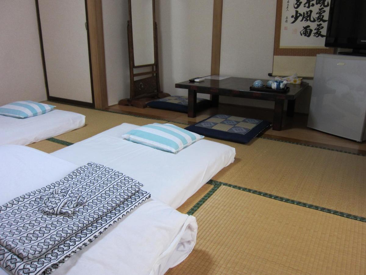 Japanese-Style Twin Room with Shared Bathroom - Non-Smoking
