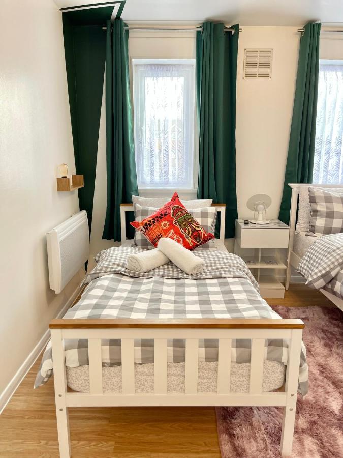 The Express Apartment - B&B Goodmayes