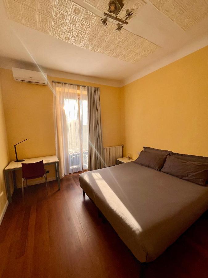 Garibaldi Station - L'Isola che c'è Apartment - B&B