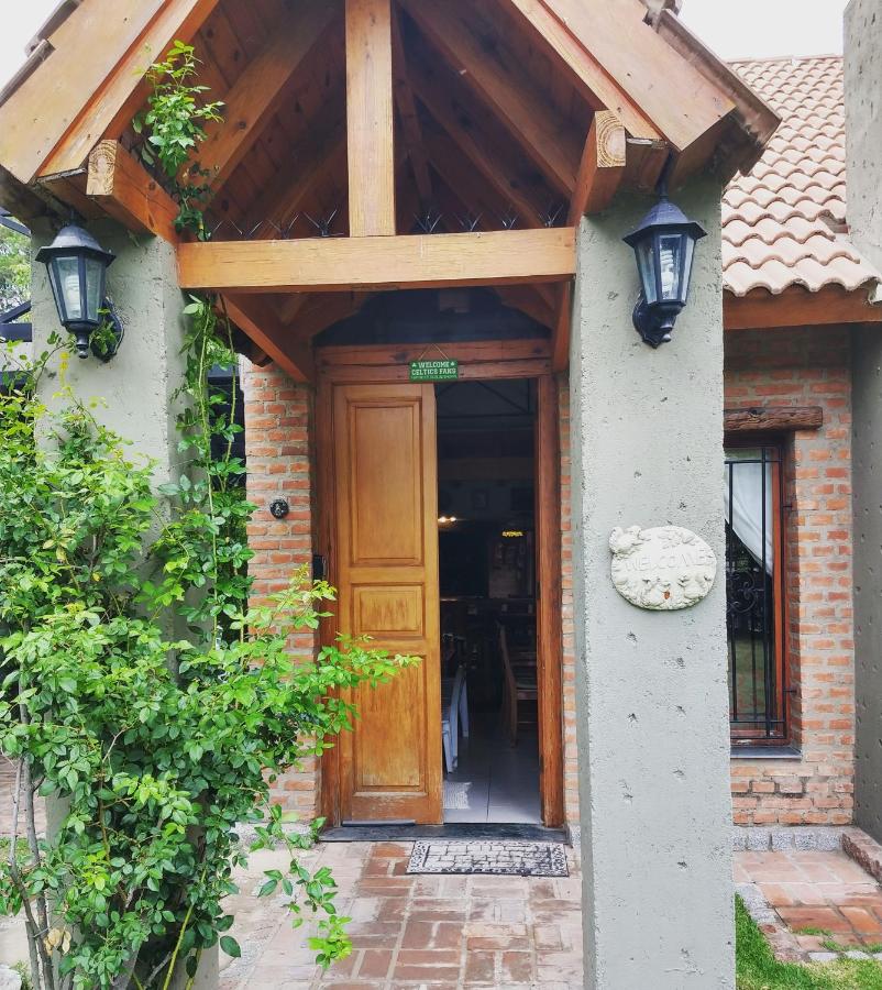 Shamrock House - Casa de Vacaciones en Merlo, San Luis - B&B Merlo