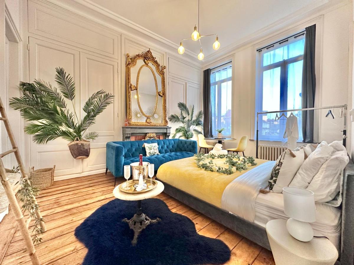 02 LOVE ROOM - Tourcoing VERSAILLES - Chambres d’hôtes Tourcoing