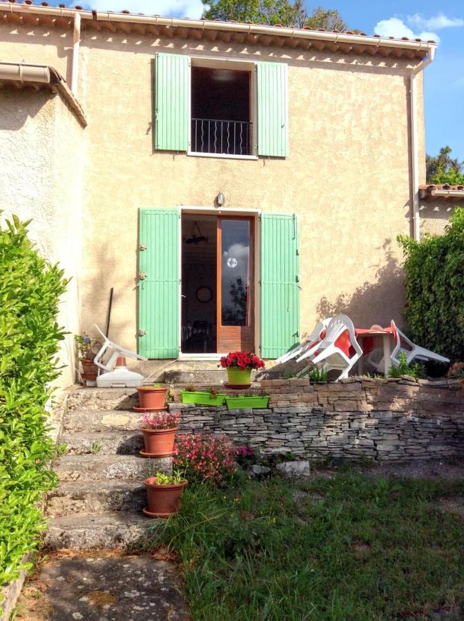 Maison charmante à Vachères avec vue sur la montagne - B&B Vachères