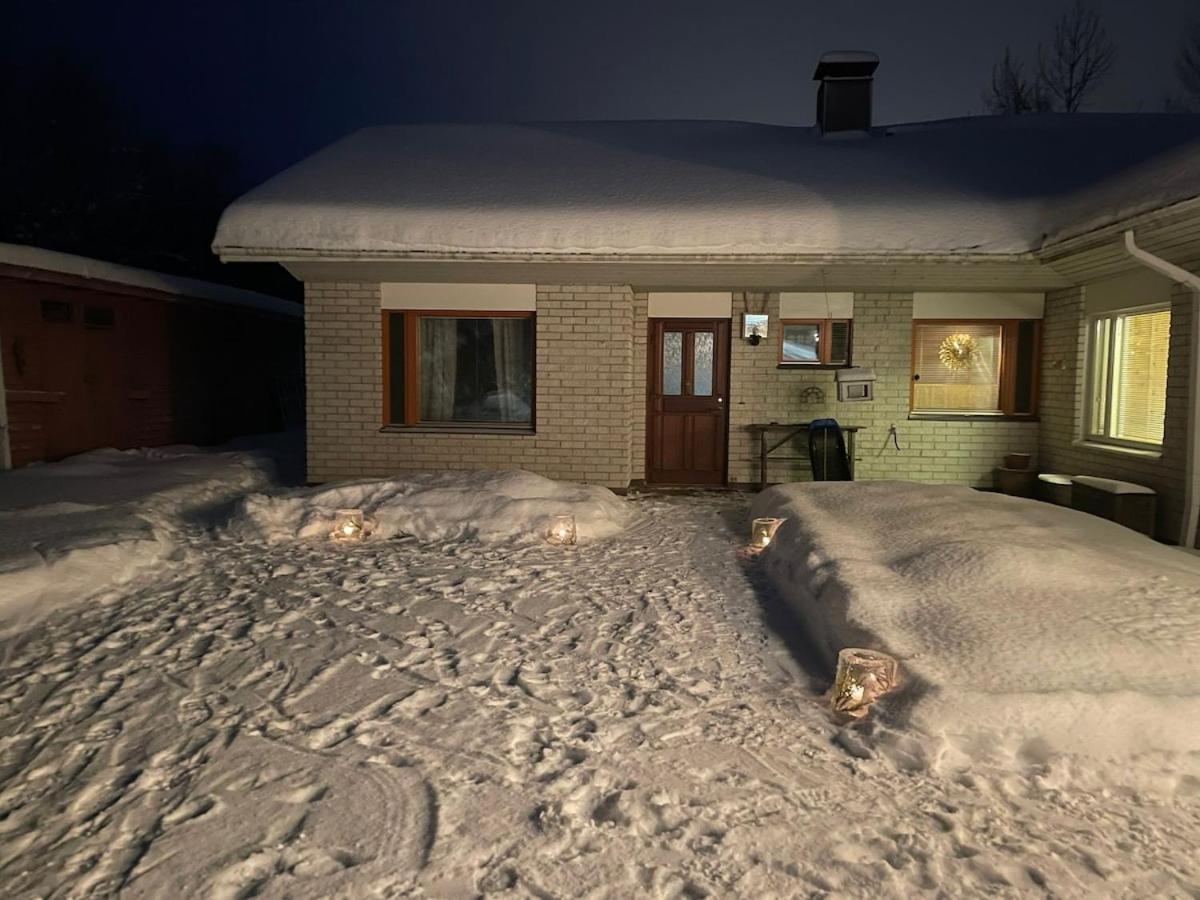 Half of a semi-detached house in Muurola - B&B