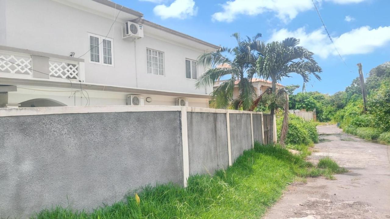 Paradisiacal Villa in Grand Baie with Private Pool - B&B