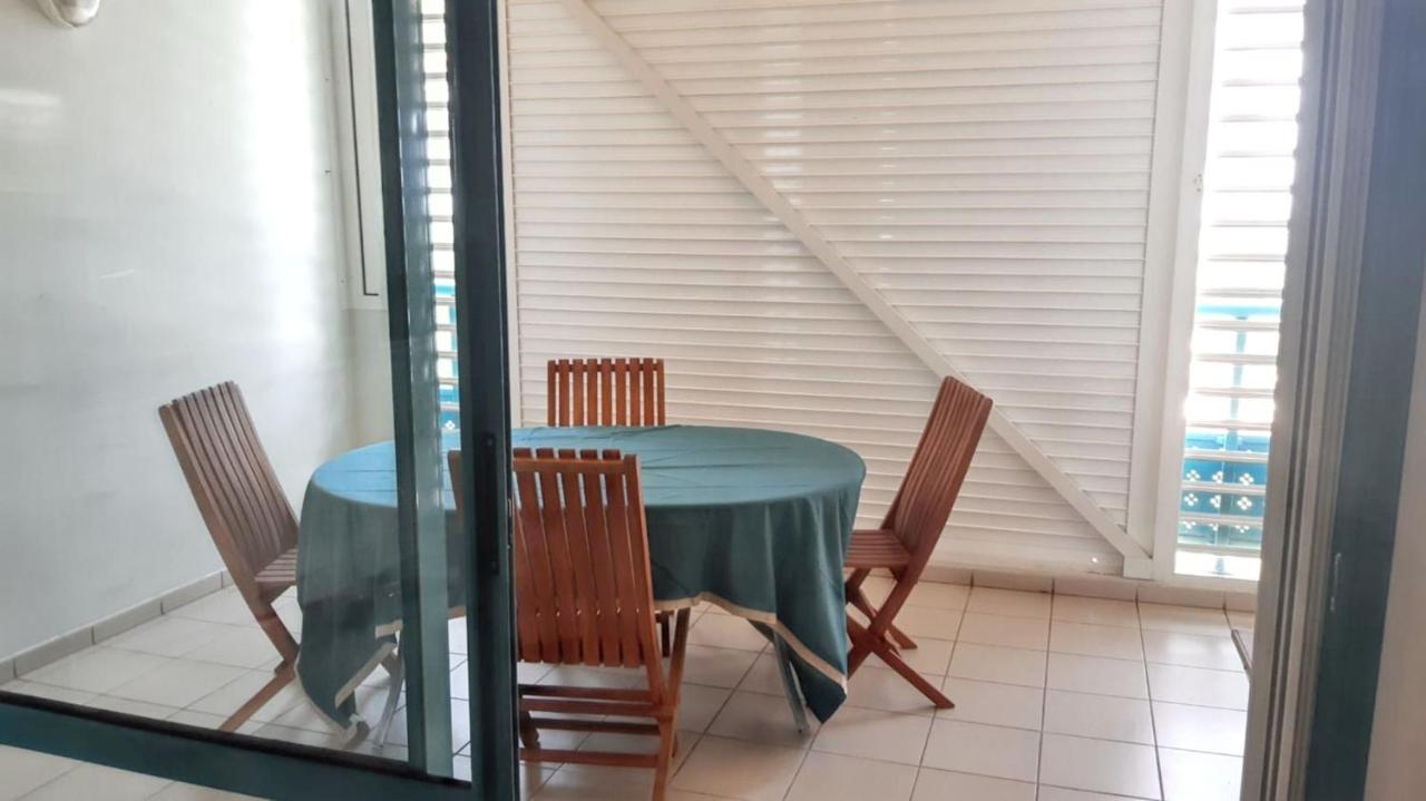 Appartement moderne avec vue sur la mer à Sainte-Anne, 30 m² - B&B Sainte-Anne