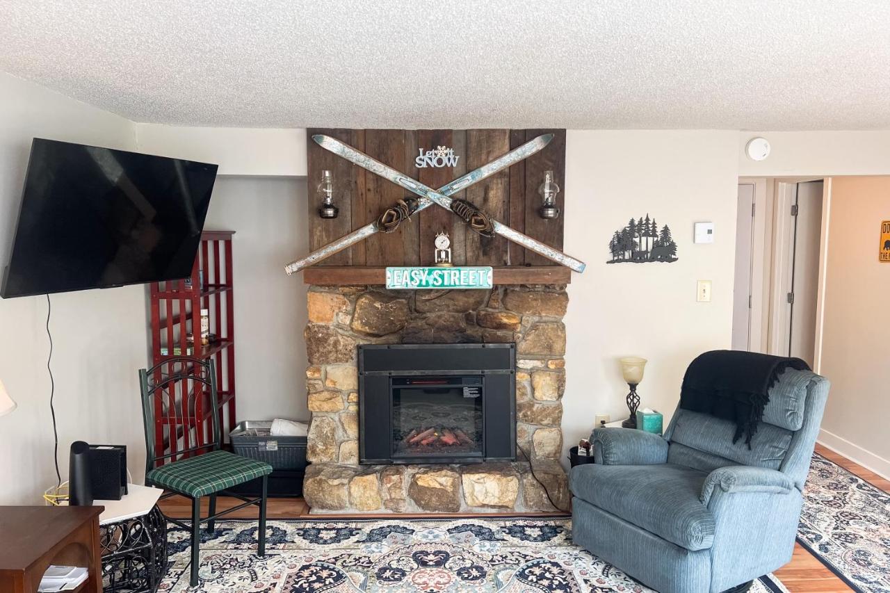 Easy Street Retreat - Bed and Breakfast