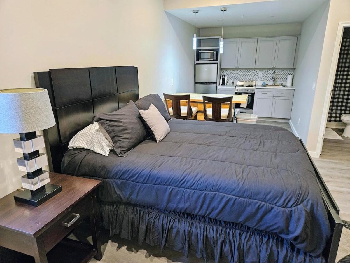 New Modern Studio in Maryville -105 - Chambres d’hôtes