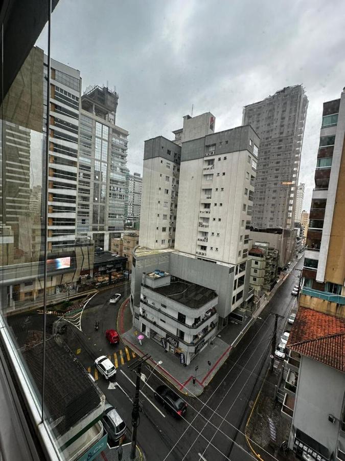 Apartamento Meia Praia - B&B