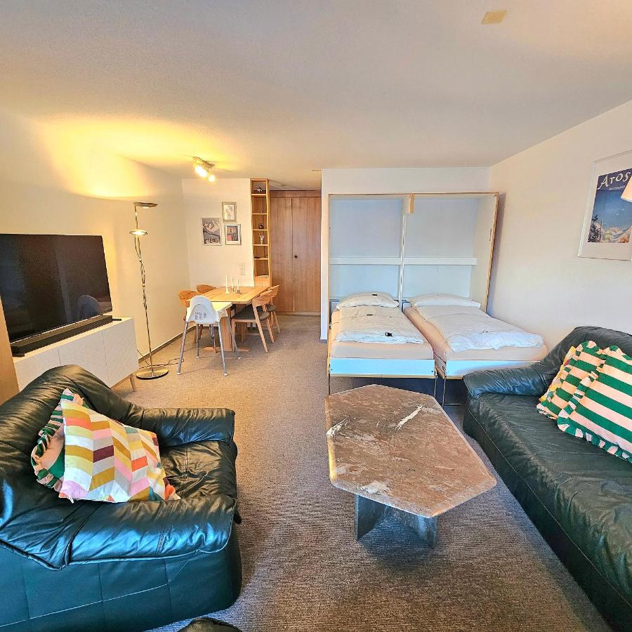 One-Bedroom Apartment with Balcony and Mountain View