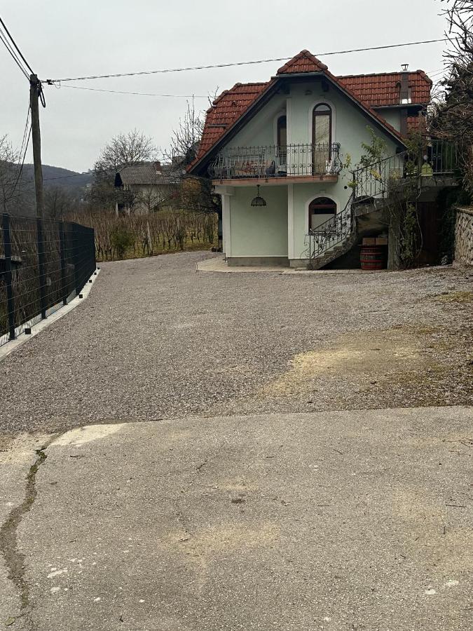 ZIDANICA MEDLE - B&B Otočec
