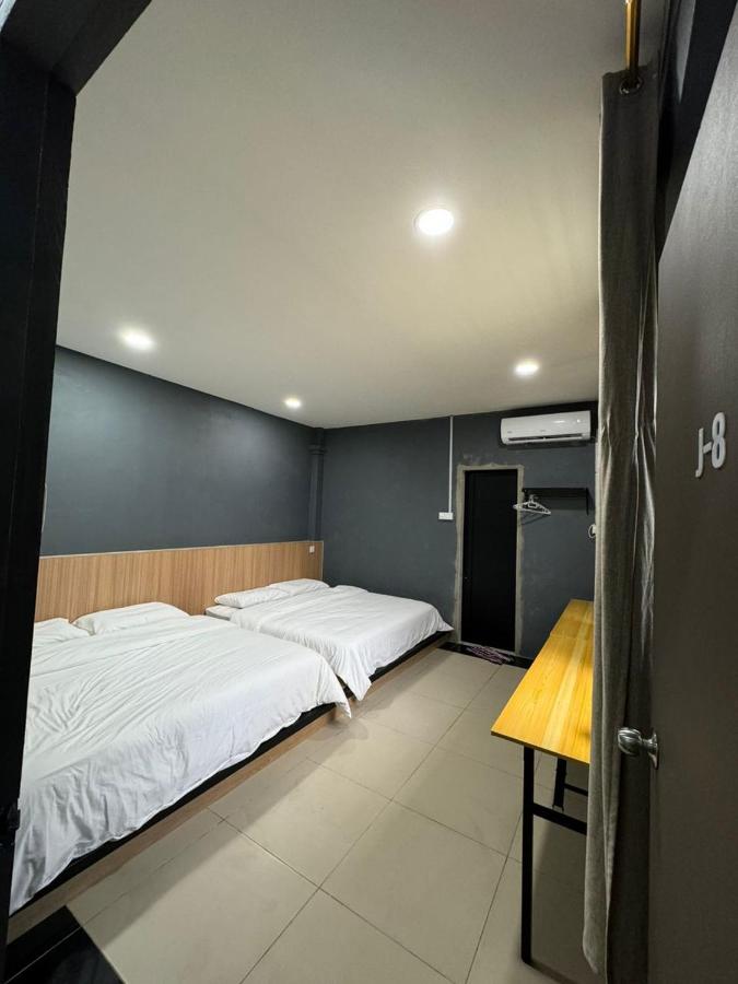 Chambre Quadruple avec Salle de Bains