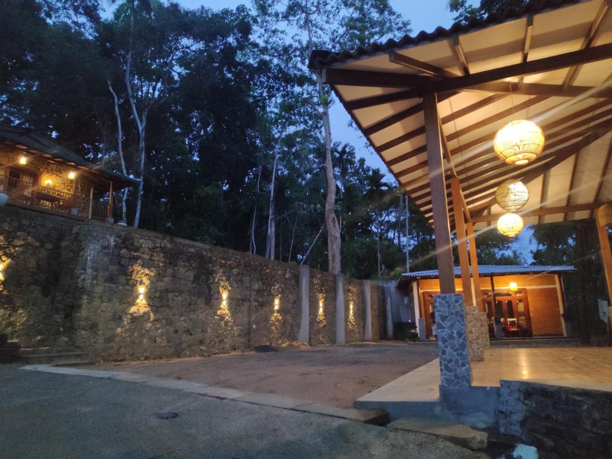 Pinnacle Pearl Hiriketiya - B&B Hiriketiya