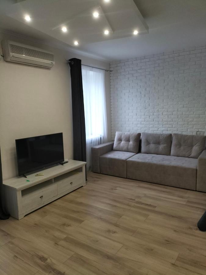Однокімнатна студія проспект Гагарина 30 - Bed and Breakfast Kryvyi Rih