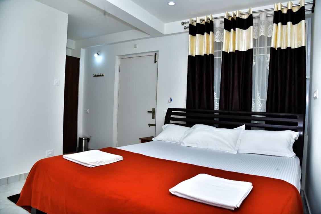 Double Room with Mountain View