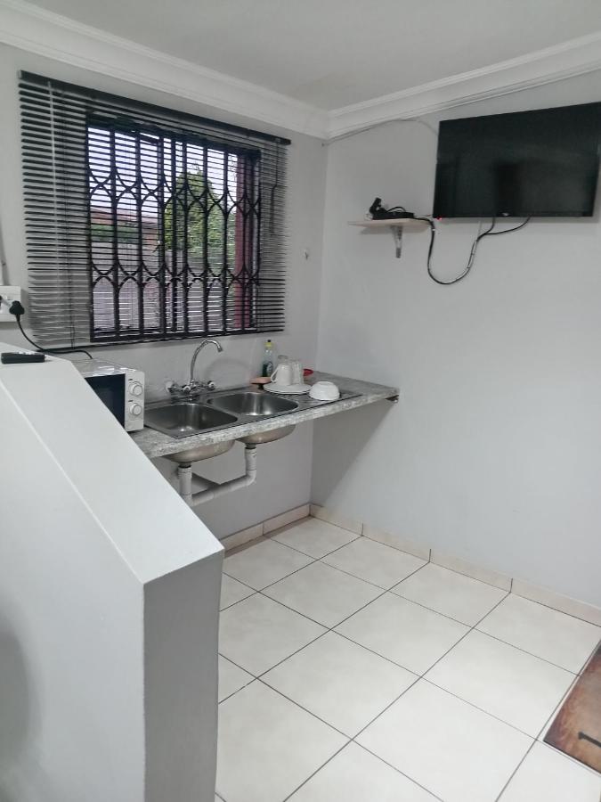 Perez guest house - B&B Springs