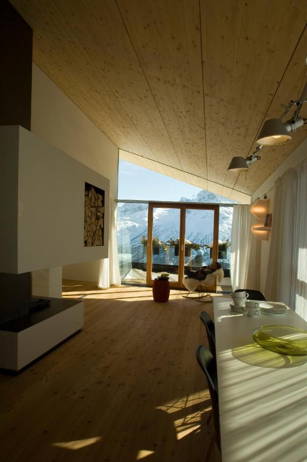 Superior One-Bedroom Apartment with Balcony