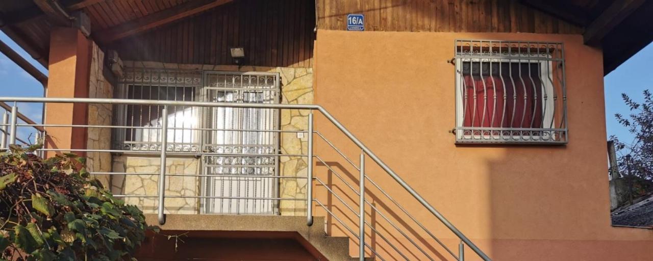 Wohnung in Nähe Maksimir 1Stock - B&B Zagabria