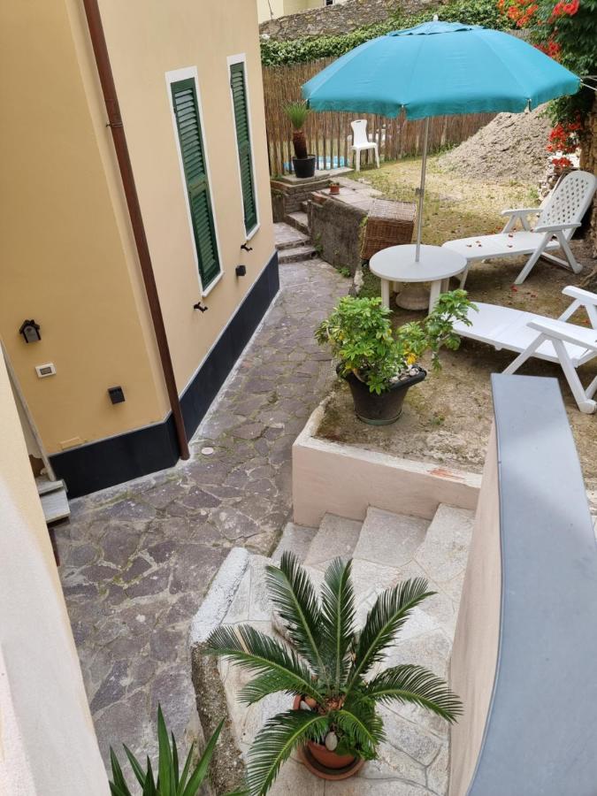 Affittacamere House LeoMar di Sara - Gaslini - Bed and Breakfast Genua