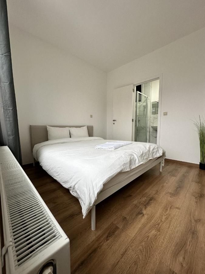 CozyRoom 5 Min from Gare du Midi - Bed and Breakfast