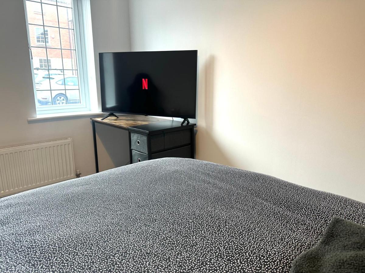 Silver Sky Apartment - By VISIT CLEETHORPES - B&B