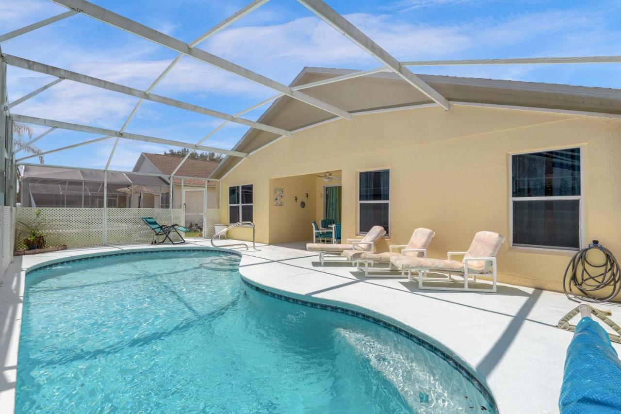 Upstay - Games & Private Pool Family Home - B&B Orlando