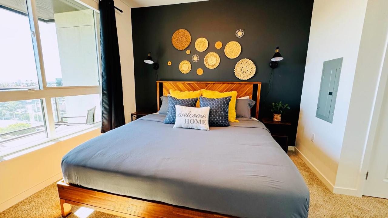 Hollywood Sunset Retreat - Free Parking - B&B