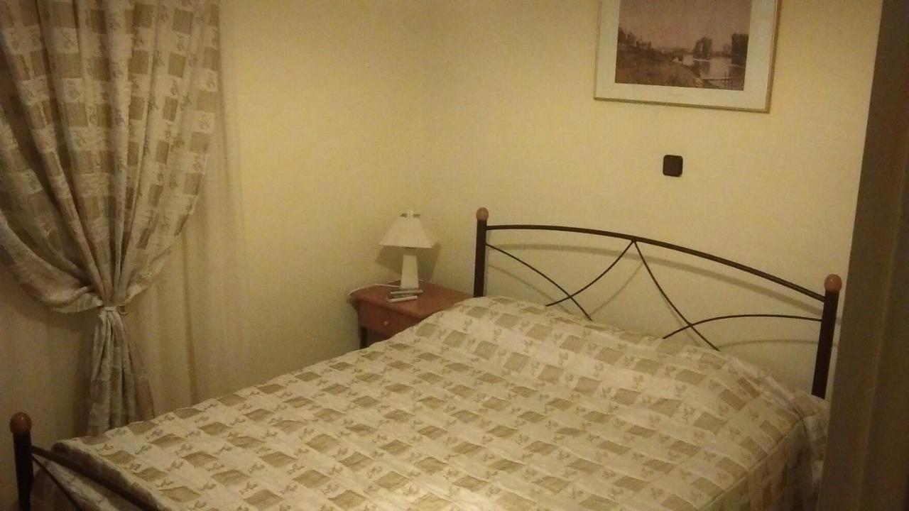 Appartamento con 2 Camere da Letto