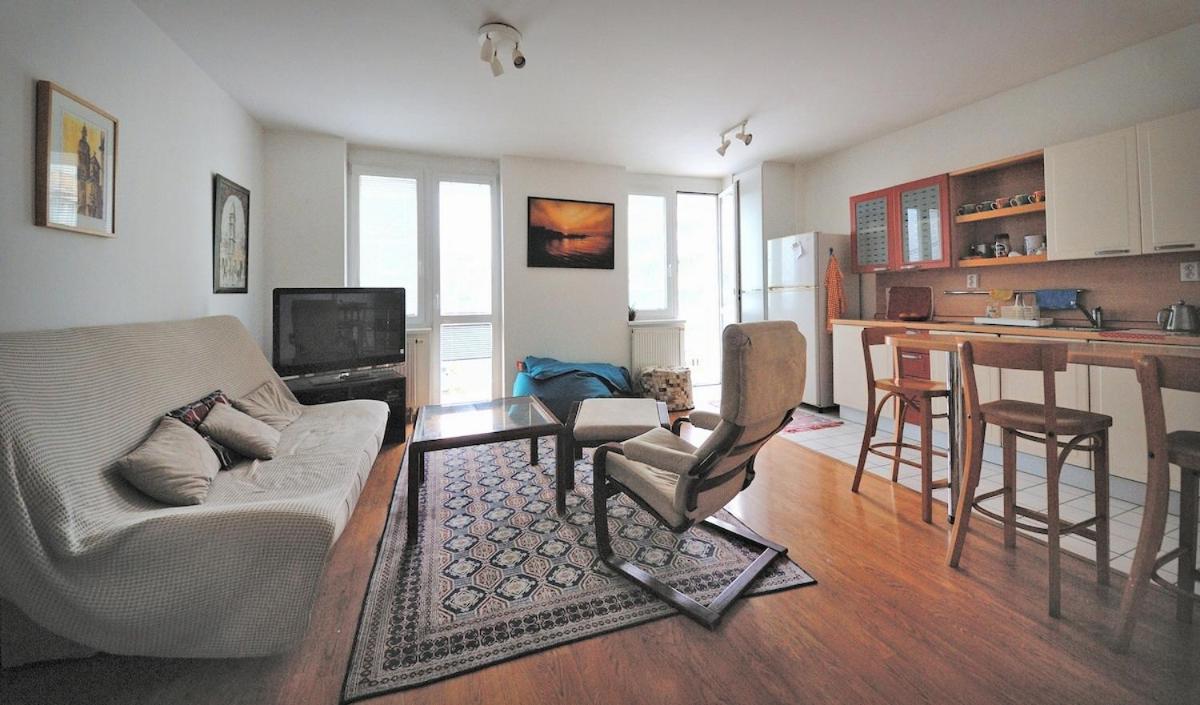 Pleasant apartment close to city center - Ferienwohnung