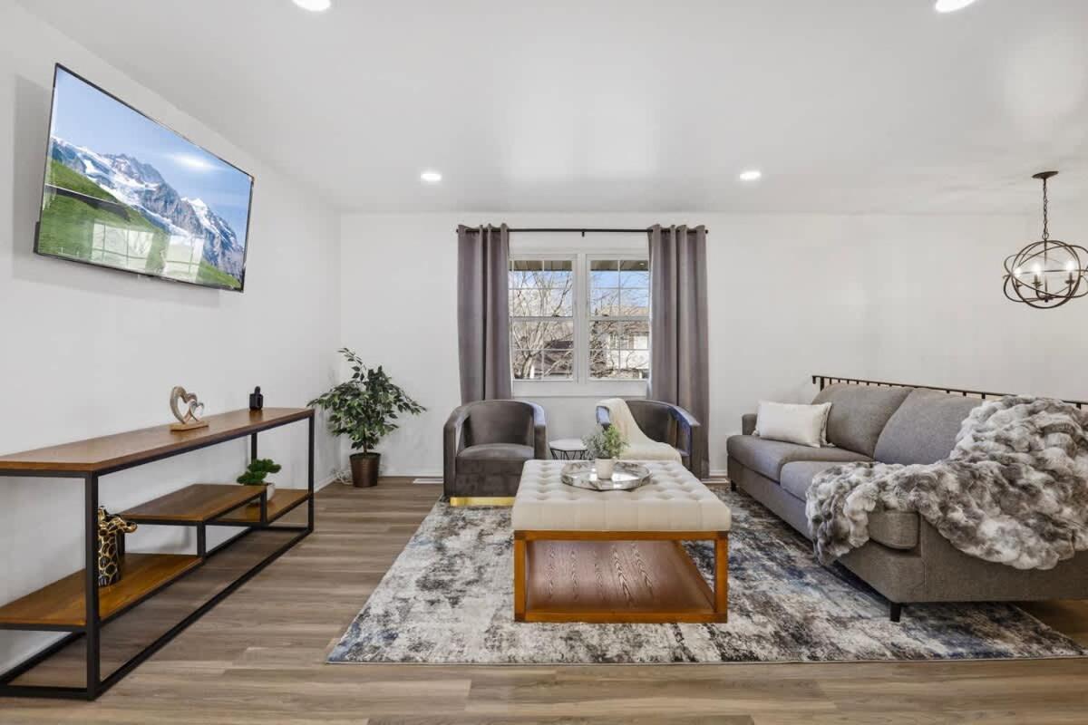 Tranquil Getaway for the Entire Family - B&B Westmont