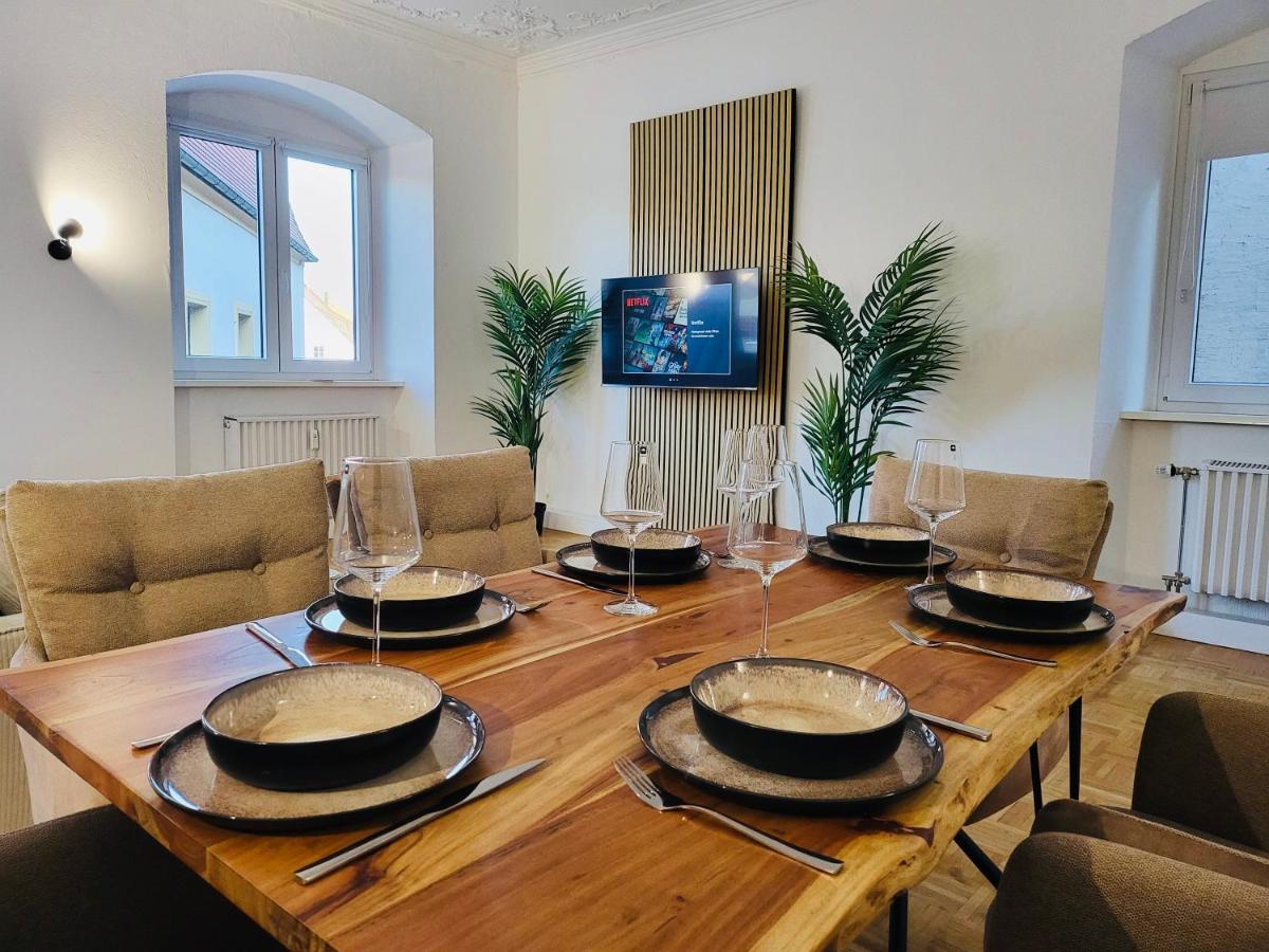 Appartamento con 4 Camere da Letto e Balcone