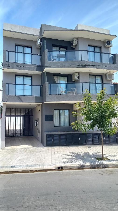 Dpto Alvear Tandil - B&B