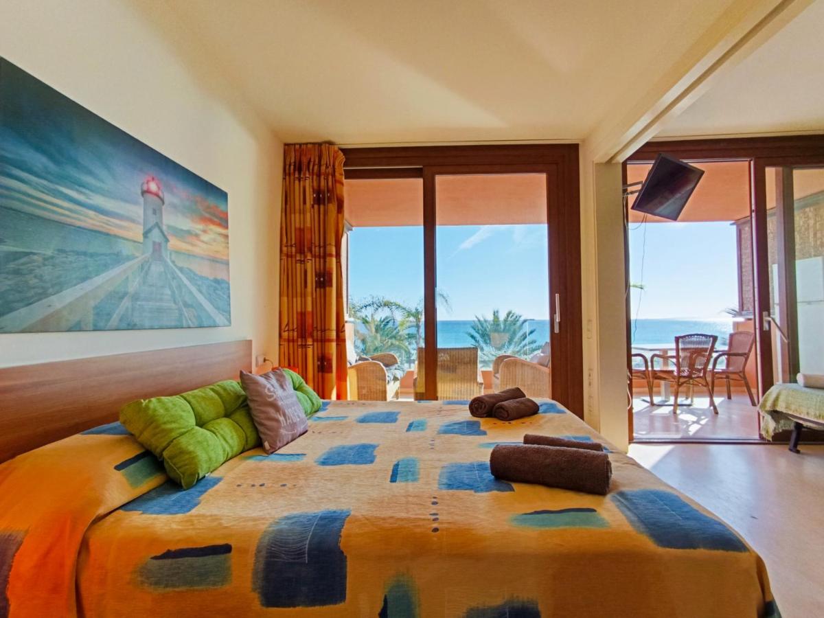 Ibiza Apart Ushuaia & Hi side - B&B Playa d'en Bossa