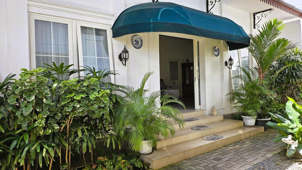 Surokarsan 9 House Yogyakarta - B&B
